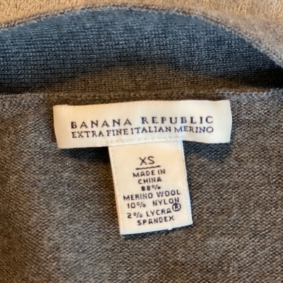 Banana Republic Extra Fine Italian Merino Cardigan - Picture 7 of 8